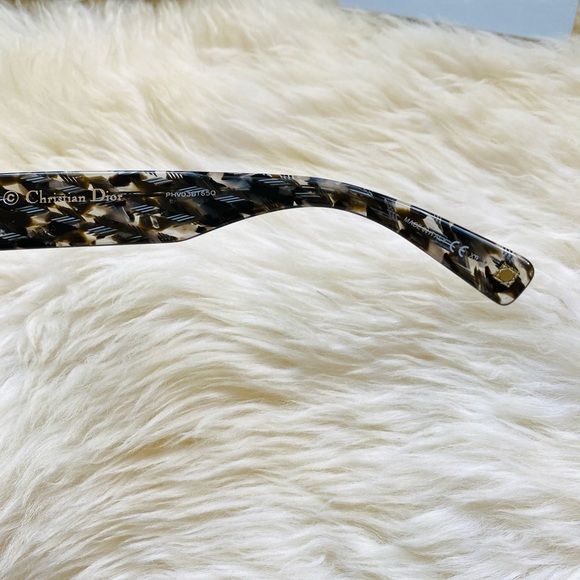 New authentic Dior Sunglasses - Picture 4 of 9